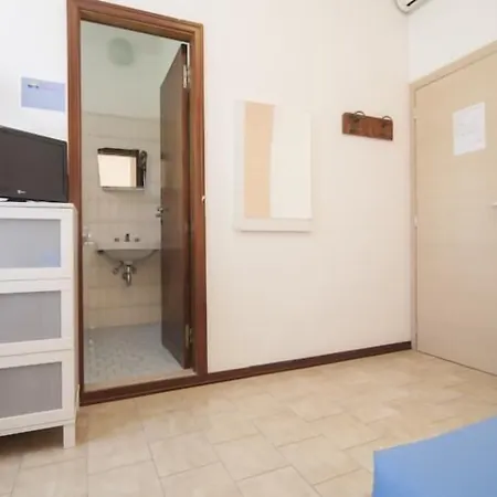 Hotel Colombo 2*