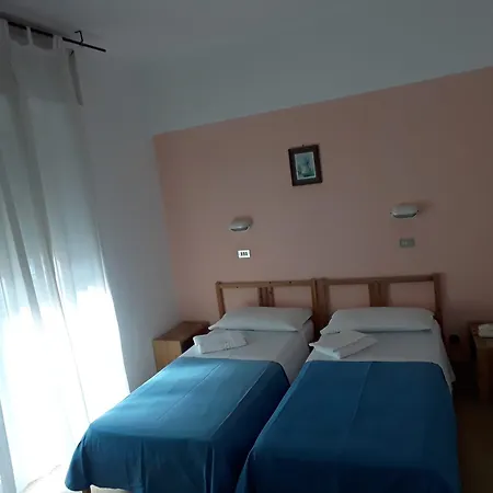 Szálloda Colombo 2*